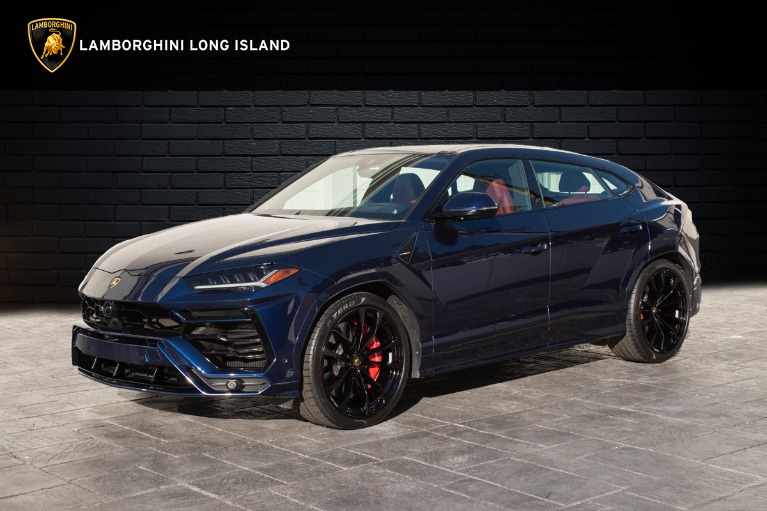 2022 Lamborghini Urus 