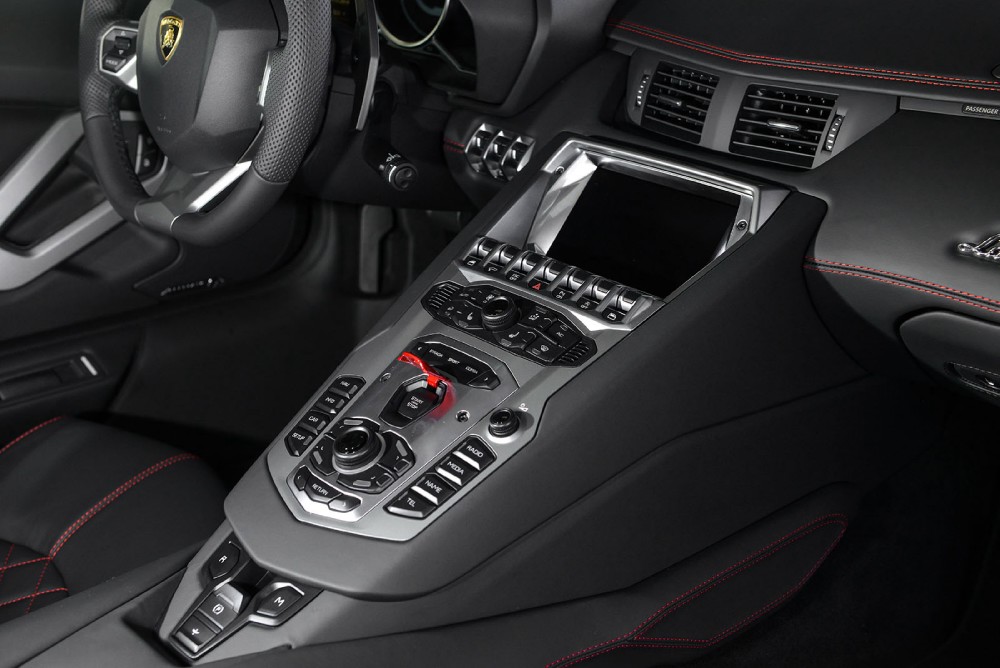 Lamborghini Aventador Roadster 2015 限定版 New 2015 Lamborghini Aventador LP 700-4 Roadster For Sale