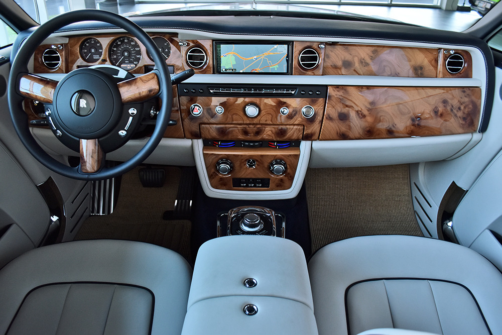 New 2016 Rolls-Royce Phantom Drophead Coupe (Series II) For