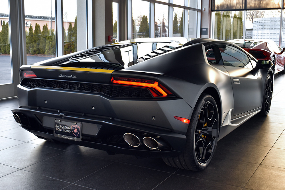 2015 Lamborghini Huracan Black 2015 Lamborghini Huracan LP 610 4