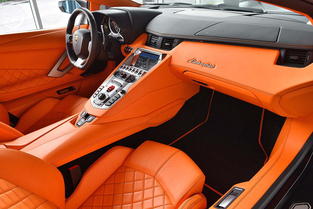 Lamborghini Aventador Roadster 2015 限定版 Used 2015 Lamborghini Aventador LP 700-4 Roadster For Sale