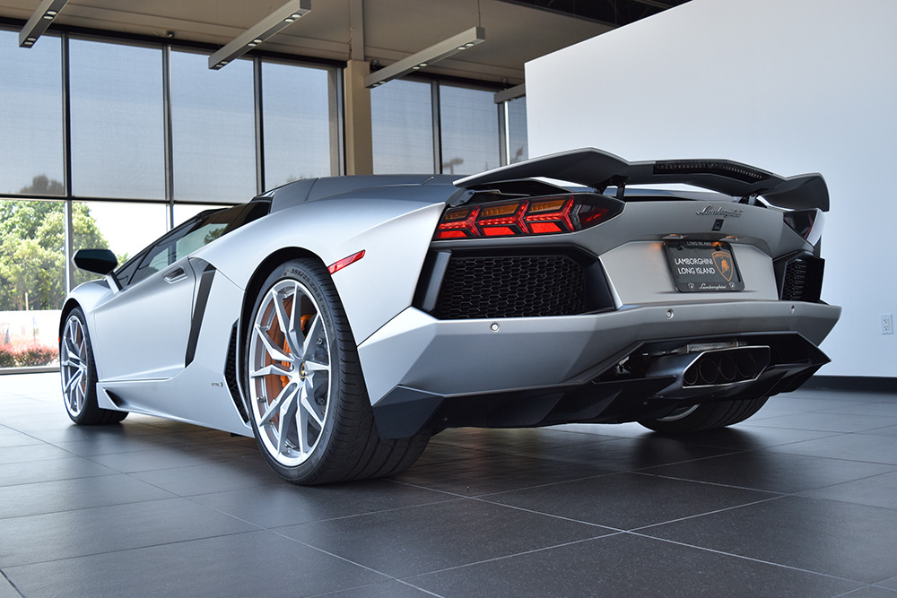 Used 2015 Lamborghini Aventador LP 700-4 Roadster For Sale