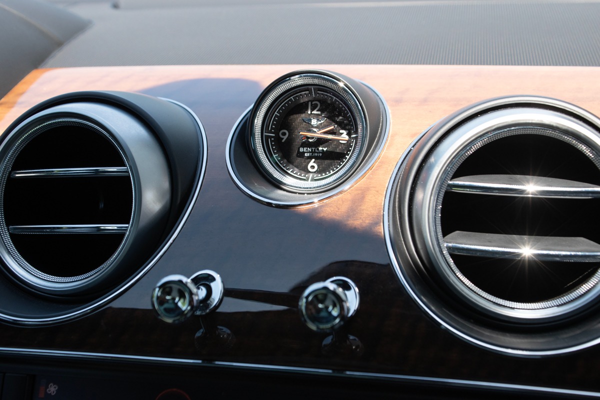 Used 2018 Bentley Bentayga Onyx Edition For Sale (Sold