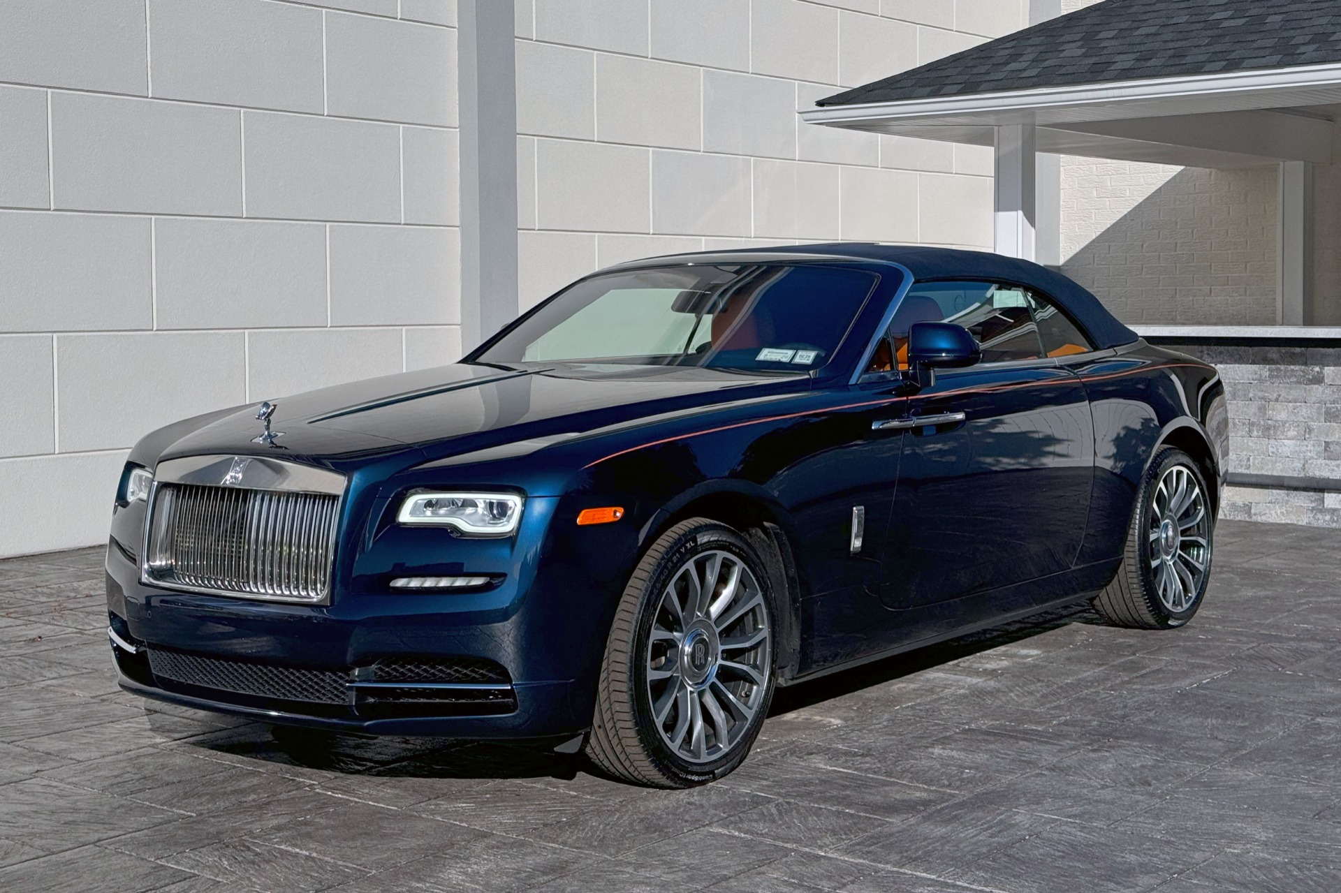 Used-2019-Rolls-Royce-Dawn-