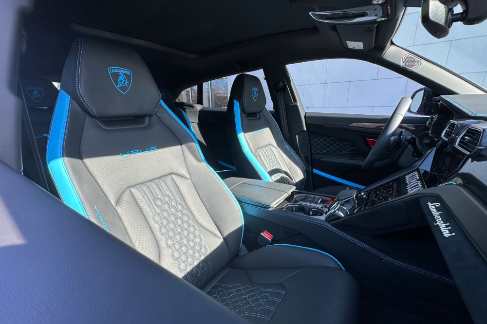 2024 Lamborghini Urus Performante - Photo 12