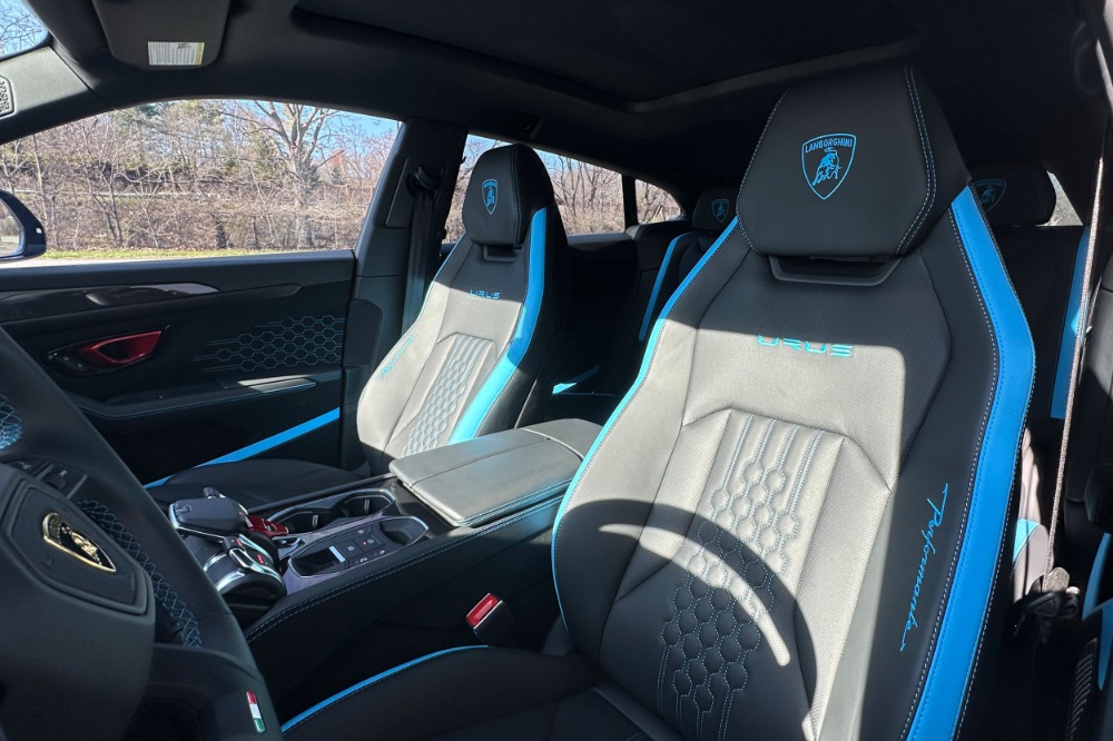 2024 Lamborghini Urus Performante - Photo 8