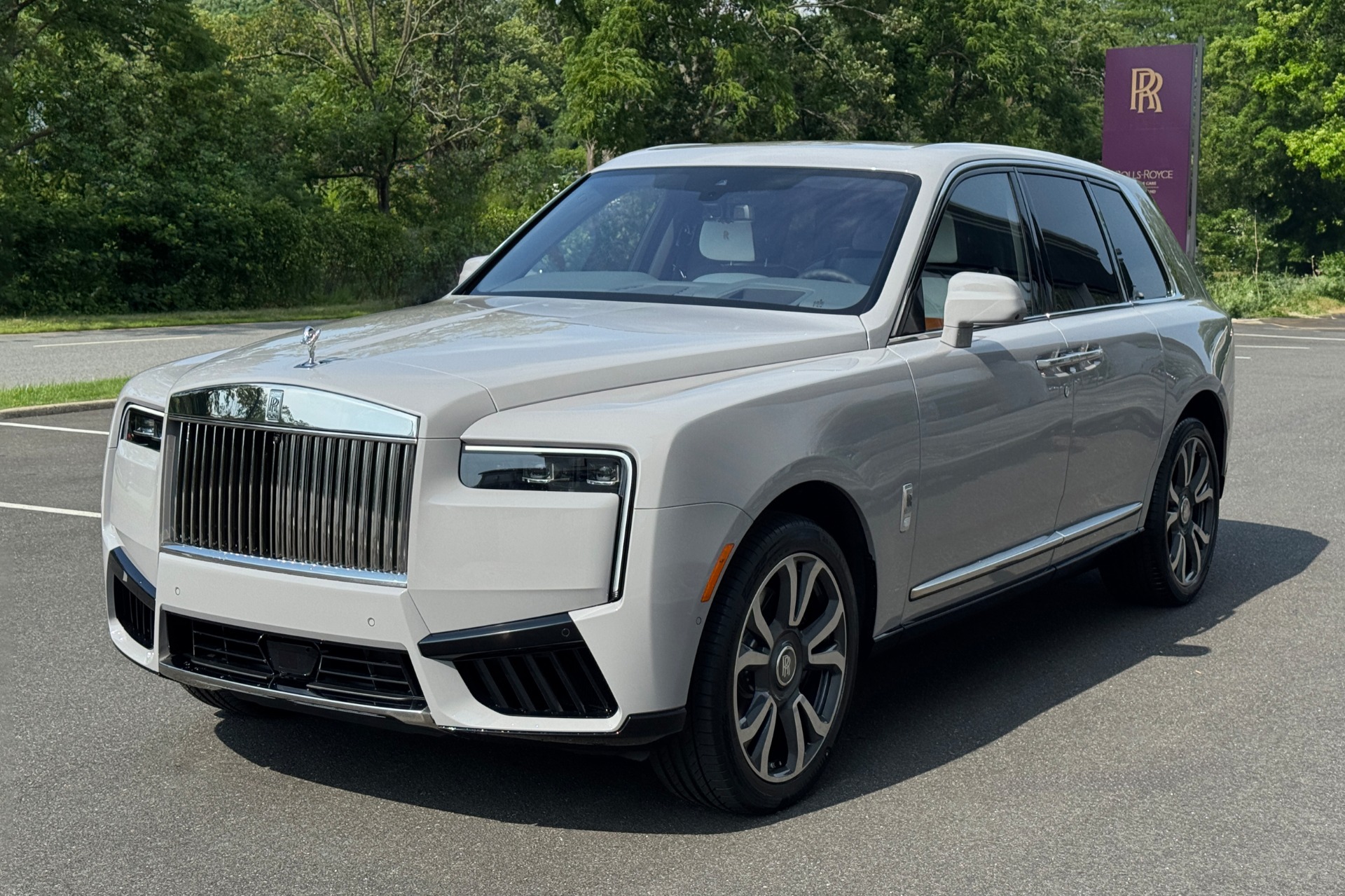 New-2025-Rolls-Royce-Cullinan-