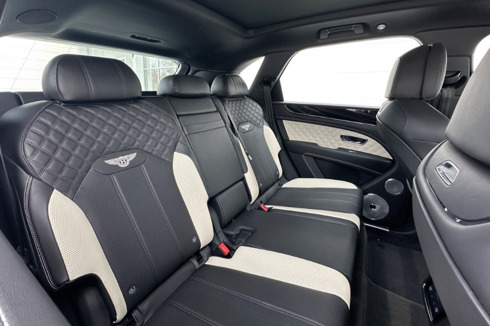 2022 Bentley Bentayga S - Photo 14