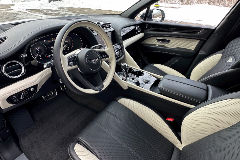 2022 Bentley Bentayga S - Photo 8