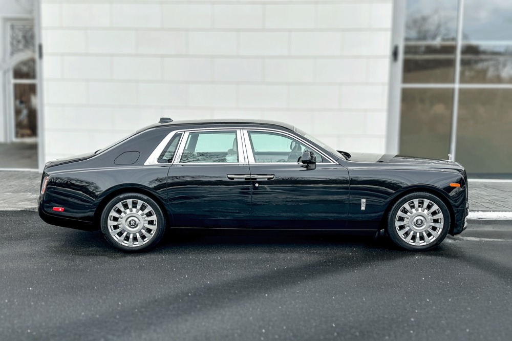 2023 Rolls-Royce Phantom Base - Photo 3