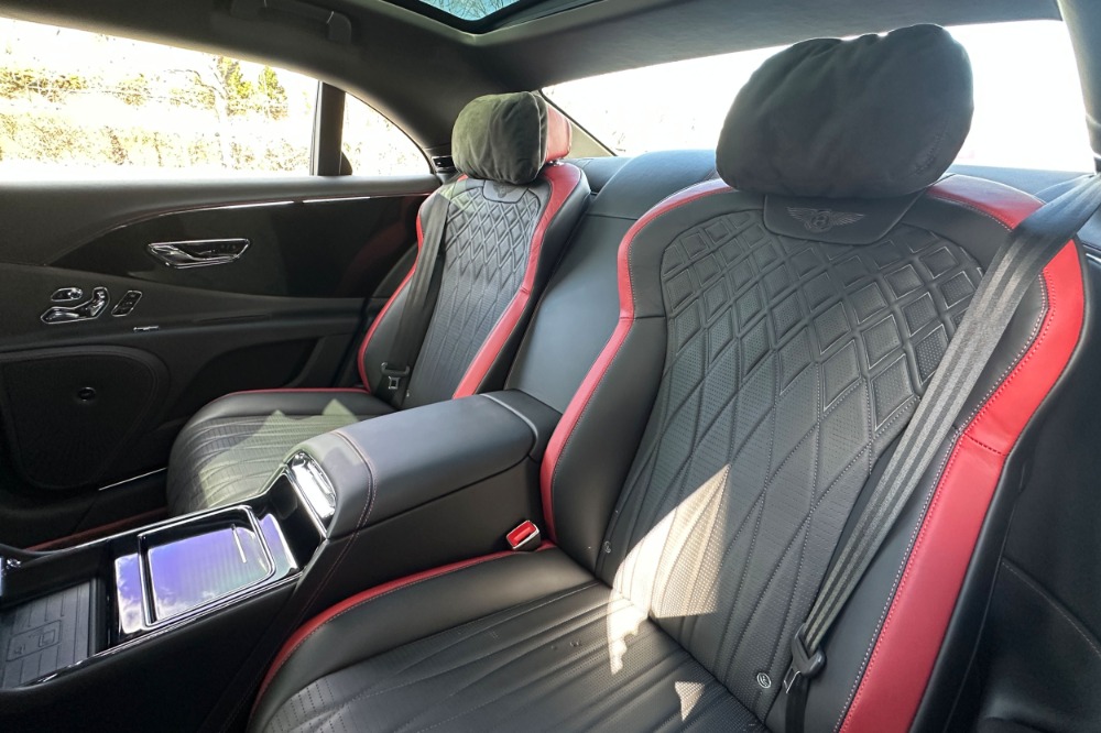2023 Bentley Flying Spur Mulliner - Photo 16