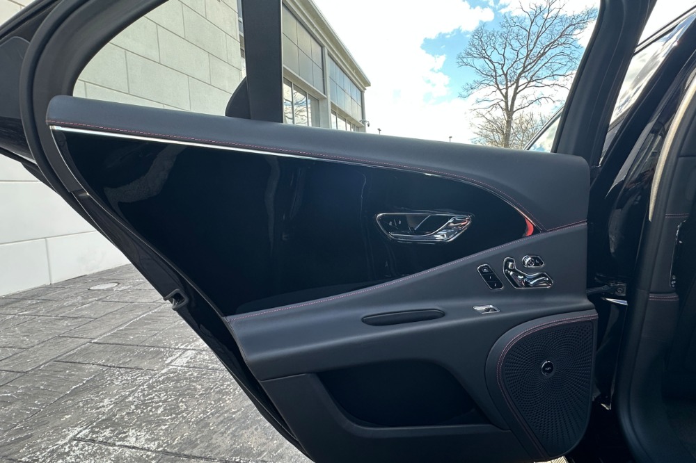 2023 Bentley Flying Spur Mulliner - Photo 7