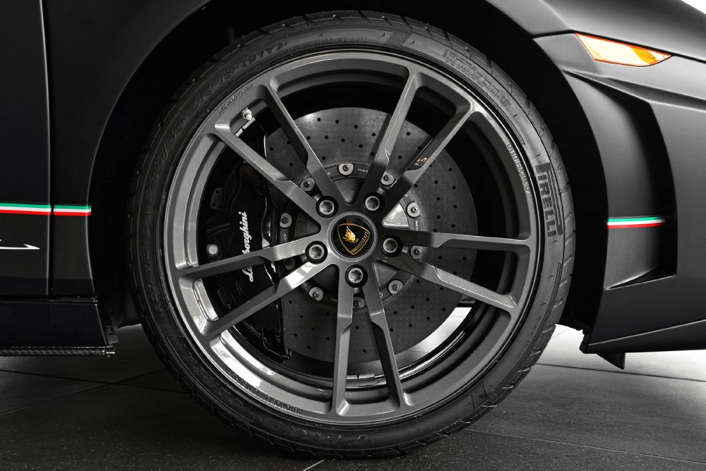 New 2013 Lamborghini Gallardo LP 570-4 Superleggera Edizione